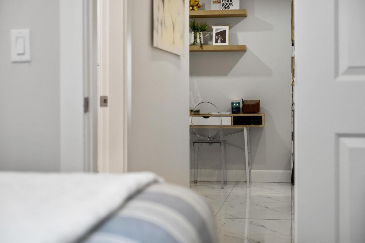 Willow Suite Лэнгли Экстерьер фото