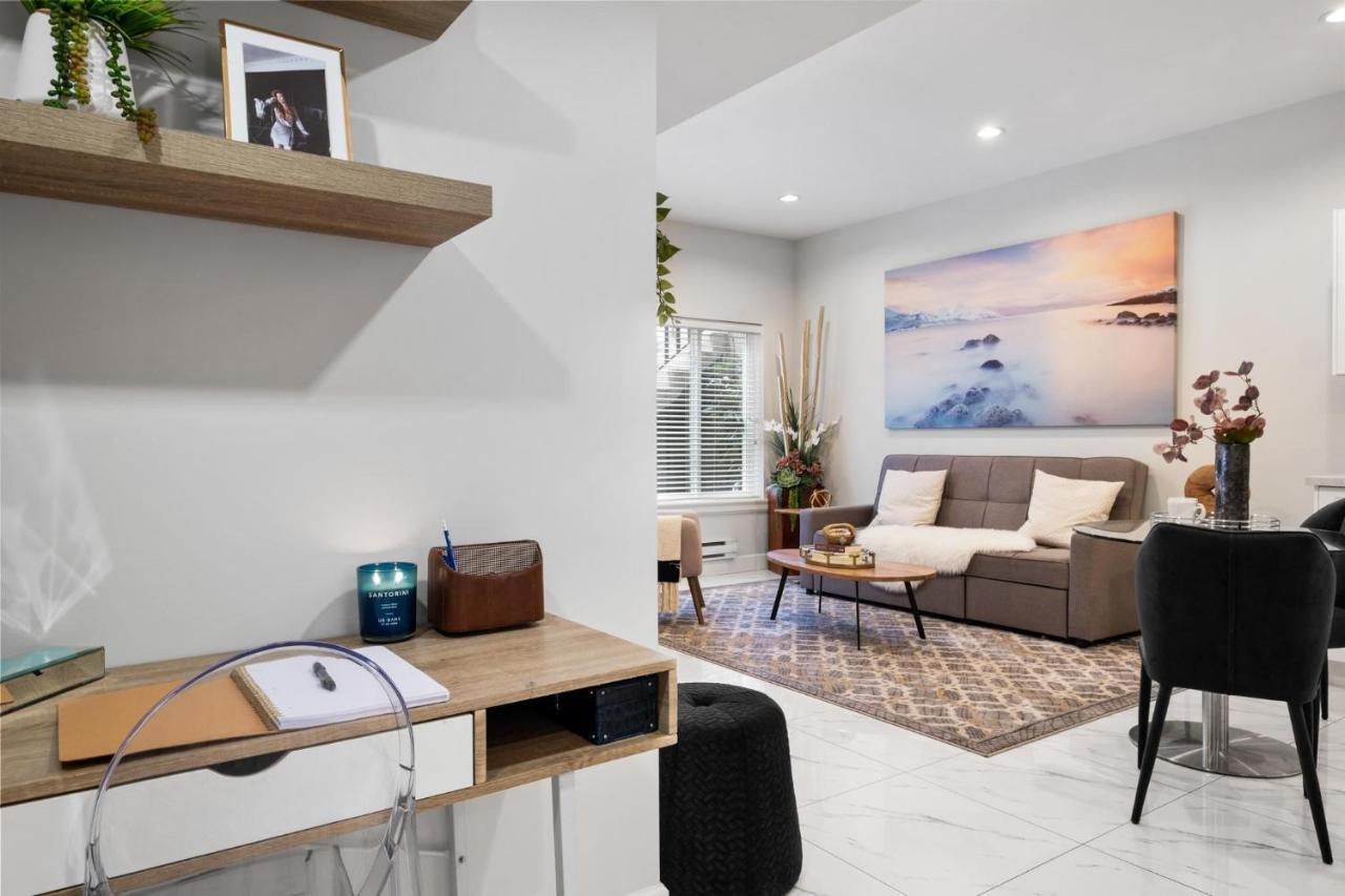 Willow Suite Лэнгли Экстерьер фото